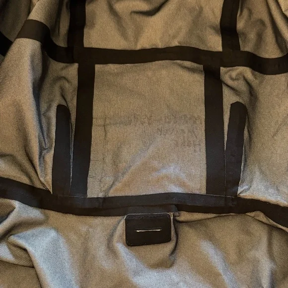 Lululemon Rain Haven Jacket - Picture 12 of 15